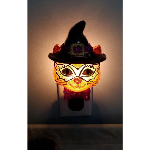 Halloween Cat Night Light - Picture 1 of 3